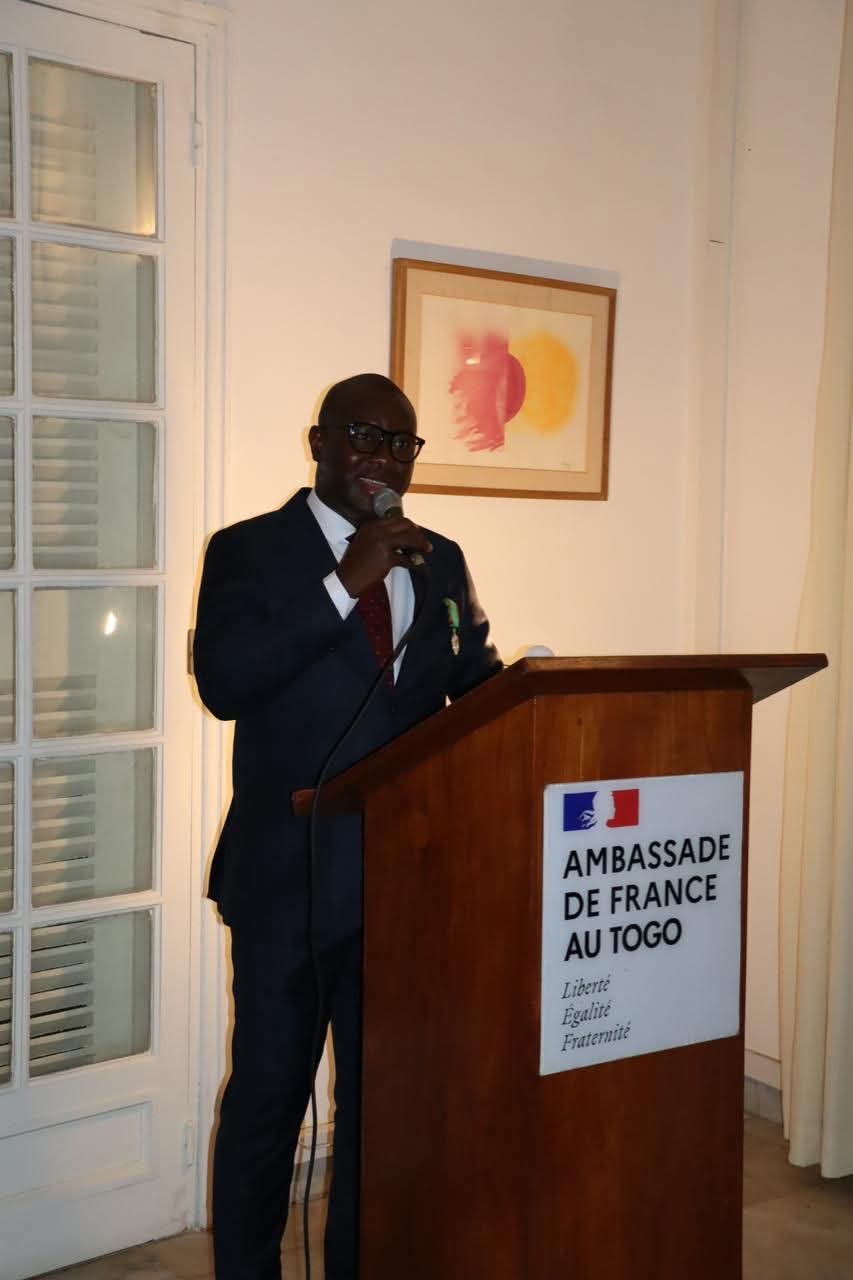 Kloto 1 | Le Maire Emile Atigaku distingué «Chevalier de l’Ordre du Mérite agricole» de France