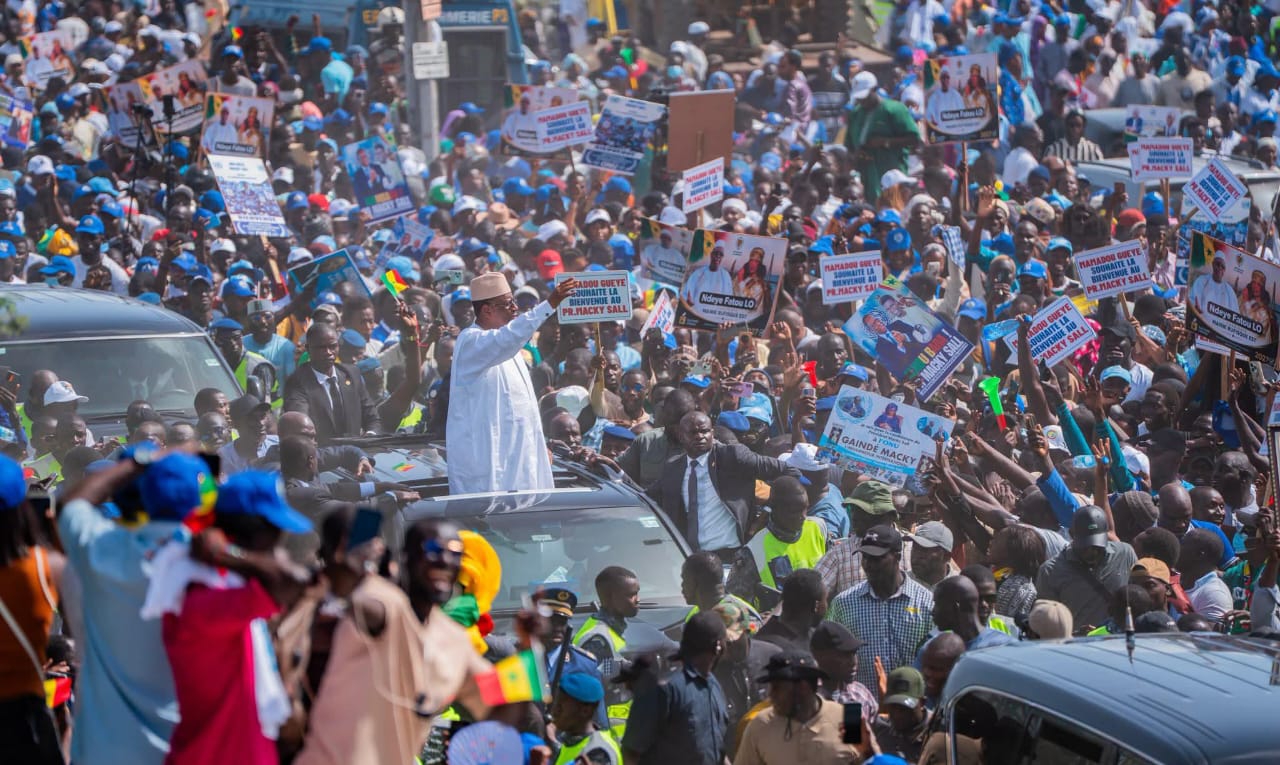 Bain de foule de Macky SALL, ce vendredi, à Dakar...