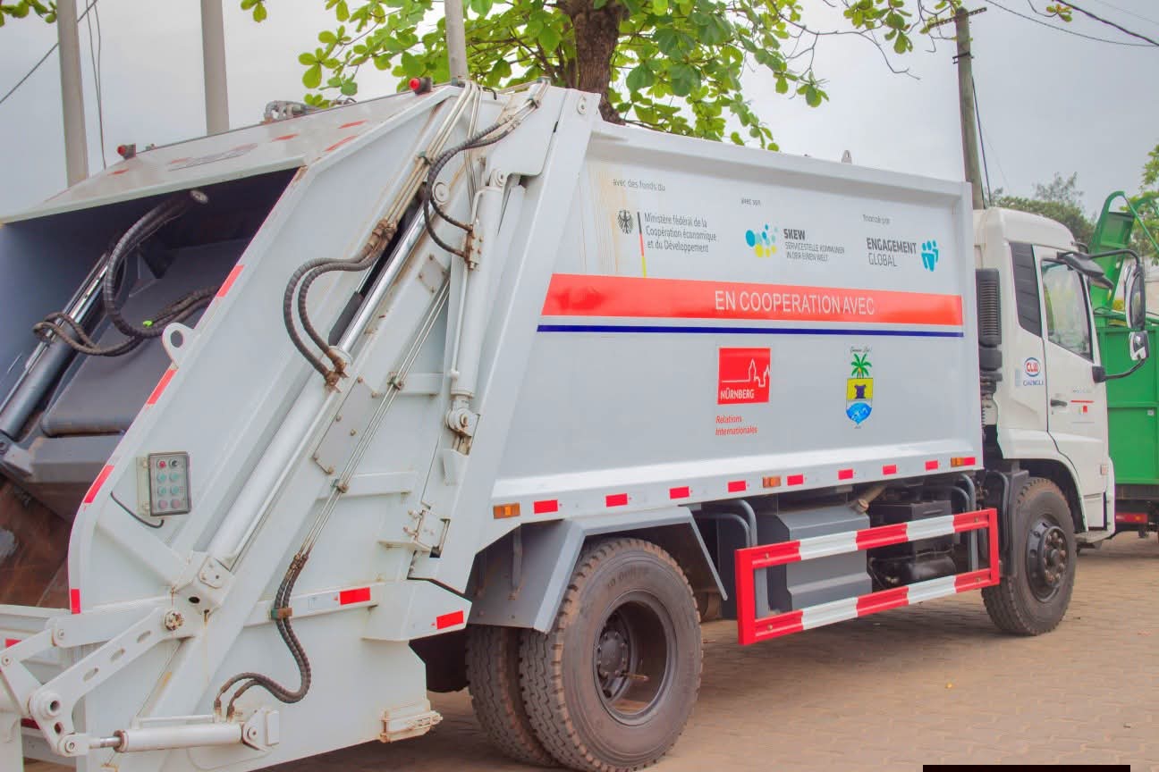 Gestion des déchets solides : La ville de Nuremberg dote Aného de nouveaux matériels et équipements